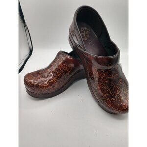 Dansko 20th Anniversary Limited Edition Embossed Leather Clogs Size 39